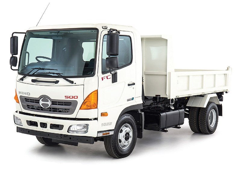 Excavating Contractor, Hino 500 Tipper truck for hire